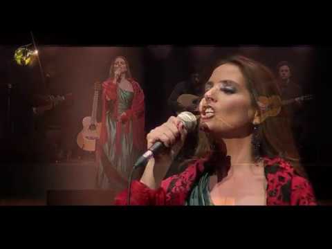 Cristina Nóbrega          "Duas Lágrimas de Orvalho"