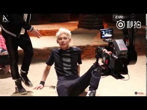 【A+中字】151117 U10SECONDS 23sec - Tension膠囊 - 險些出坤'(大)事兒!