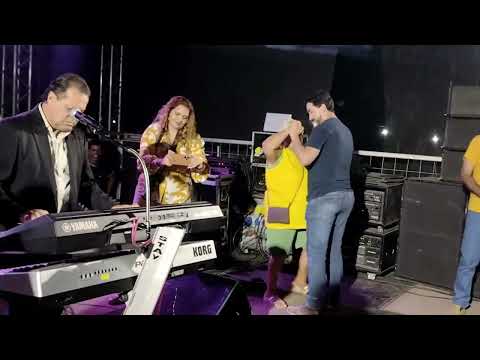 anjinho dos teclados cantando seus grandes sucesso