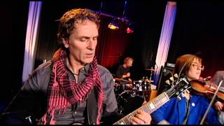 Art Zone Shuffle: Kultur Shock plays &quot;Seamstress and the Officers&quot;