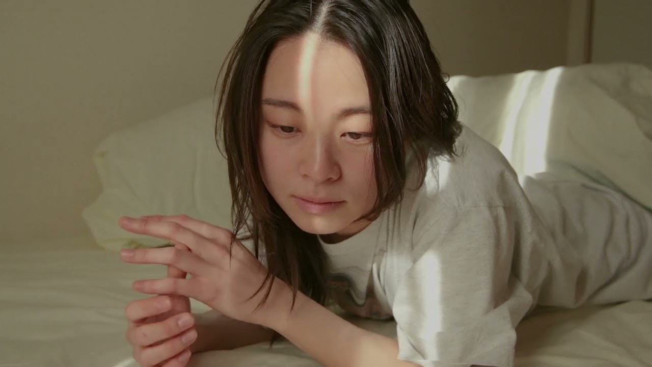 片平里菜 愛するたびに MV