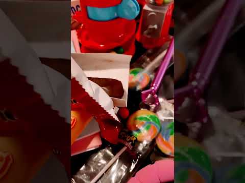 Unwrapping Mounds Dark Chocolate Coconut Bars 🍫🍫🍫 #shorts #asmr #chocolate