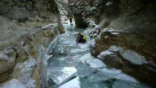 preview picture of video 'Gorges du Verdon - Ravin de Brize et Canyon de l'Artuby -  12 Févr 2011'