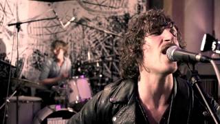 Warm Soda performs "Star Gazer" - Converse Rubber Tracks: Ready, Set