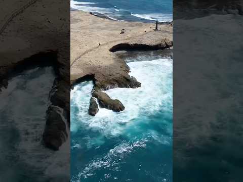 Blue Waters 🌊 of Ecuador 🇪🇨 – La Chocolatera, Salinas in 4K #ecuador #travel #vacation #drone