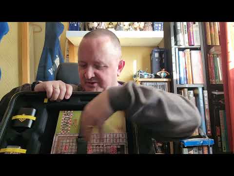 Charlie Victor Thick Skull Case.