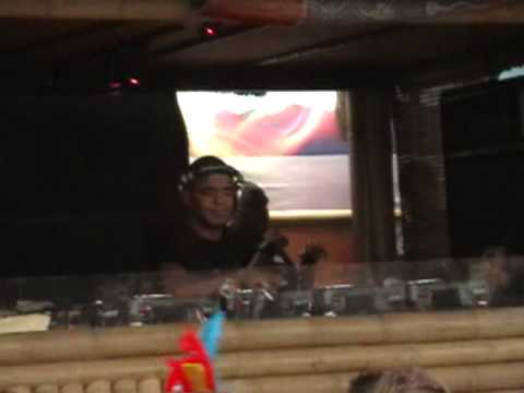 WMC 2009 - Erick Morillo - SPELLS OF YORUBA @ Space, Miami 3/6