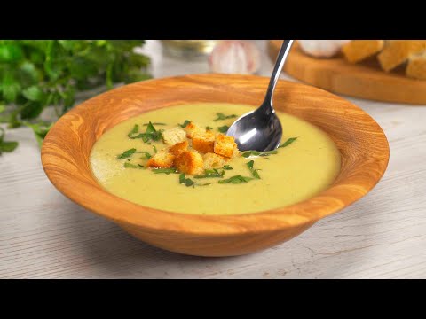 Italian GARLIC Soup With Crispy Croutons || CREAMY Garlic & Herbs Soup. Recipe by Always Yummy!