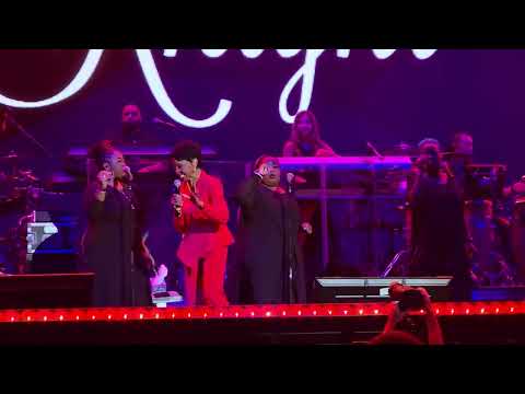 James Ross @ Gladys Knight- "Love Overboard" - www.jrosstv.com (St. Louis)