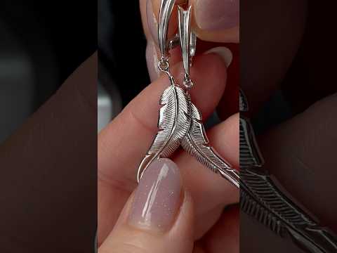 Серебряные серьги подвески перышки с родием. Сережки висячие серебро без камней родированные перья - фото 1 - id-p1435433341