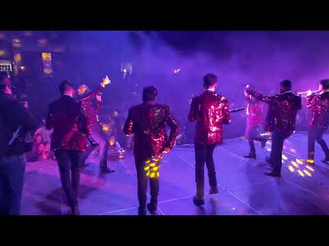 Banda BG La Banda que más trabaja en Estados Unidos el día que acompañó a marca mp en Oregón