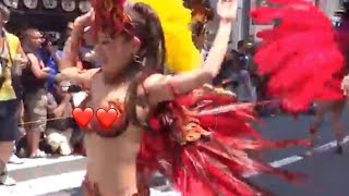 ピンクよりレッド