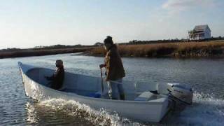 preview picture of video 'LONG POINT outboard SKIFF by JJ'