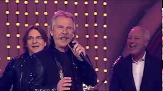 HÖHNER ✿◕‿◕✿ EIN LEBEN LANG ✿◕‿◕✿