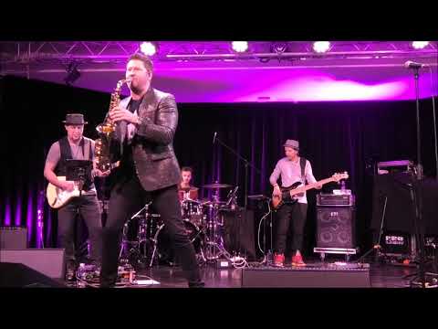 Uptown Groove - Michael Lington at 9. Mallorca Smooth Jazz Festival (2022)