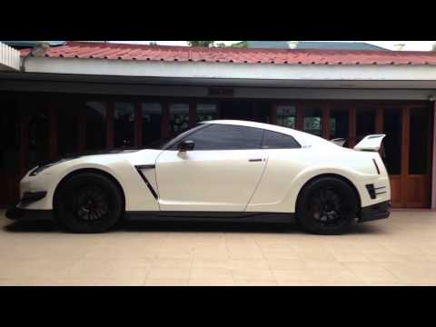 Nissan gtr r35 lift kit