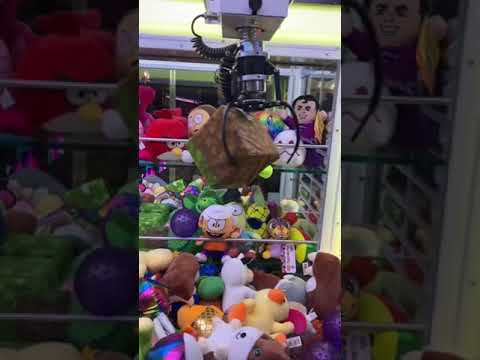 Minecraft Block Claw Machine! #shorts