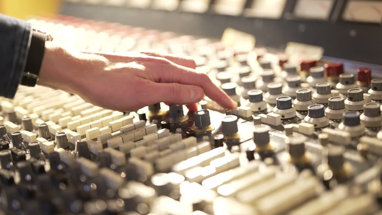 Deusa — session video thumbnail