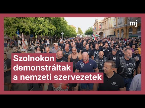 „Ebben az országban a bűnözőknek kuss a neve!” – Szolnokon tüntetett a Mi Hazánk
