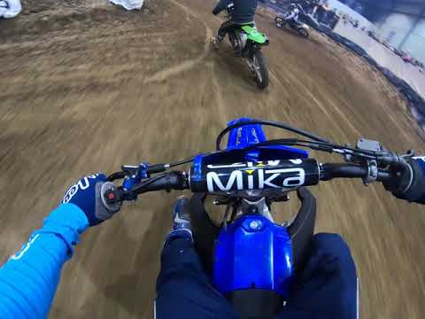 Summit indoor mx 250c race + crash