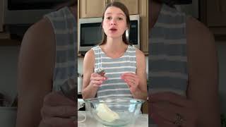 The BEST way to make a sourdough pumpkin roll! #bakingshorts