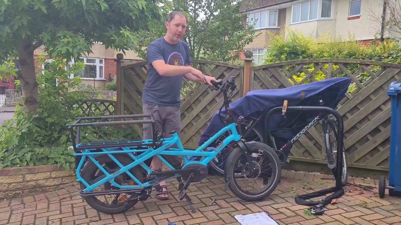 Attaching the Atlas kickstand to a Tern GSD