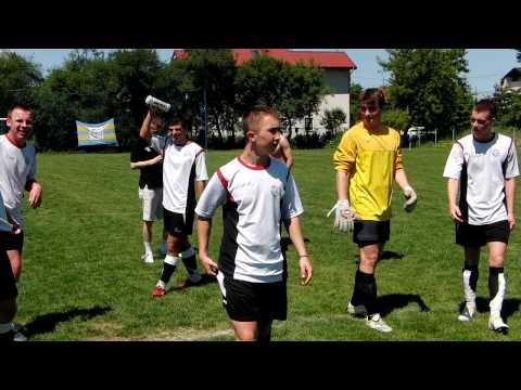 2010-06-05-laura-chylice 143.avi