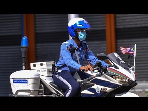 Kelengkapan yang digunakan oleh warden trafik DBKL 👮‍♂️🇲🇾👍❤️