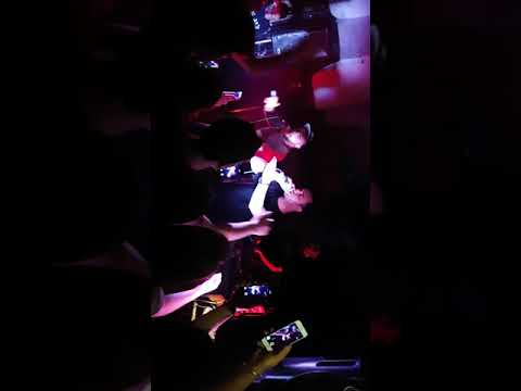 Claver Gold  Quando sei con lui #Requiemtour 2018 Catania