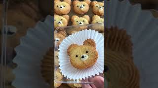 Cute teddy bear cookies