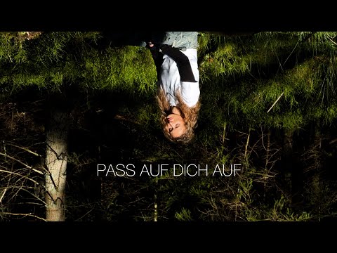 YECCA - Pass auf dich auf (Official Visualizer)