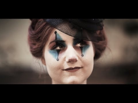 Gloria Blau - Zwei Leben (Offizielles Video)