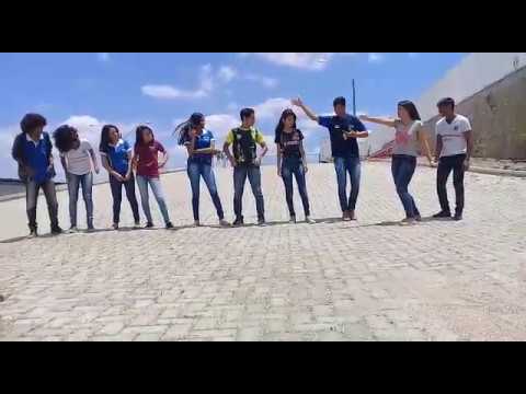 Dança no estacionamento - ETE Jonas Costa