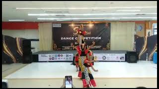 Download lagu tari geger bumi wengker juara 1 grup. 30 july 2023 #dhohoplazakediri# mp3