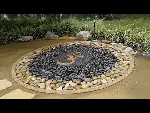 Low-Maintenance Landscaping: Decomposed Granite (DG) & Flagstone Walkway Los Angeles--323-666-3510