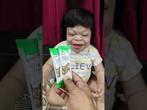 Aliza ko papa ne di chocolate 🍫