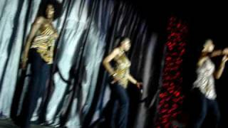 En Vogue singing &quot;Whatever&quot;