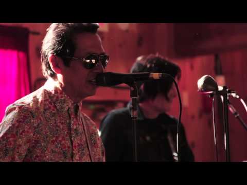 Alejandro Escovedo & The Sensitive Boys - "Can't Make Me Run" - Radio Woodstock 100.1 - 4/10/14
