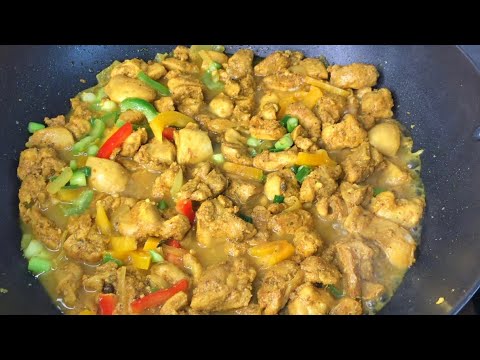 BONELESS CURRY CHICKEN JAMAICAN STYLE