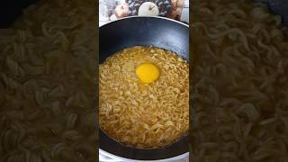 Download lagu Yummy😋😋 Egg Maggi🥚#maggi recipe#maggi #egg #youtubeshortsvideo #shorts mp3