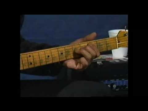 Albert Lee Signature Licks Lesson @ GuitarInstructor.com