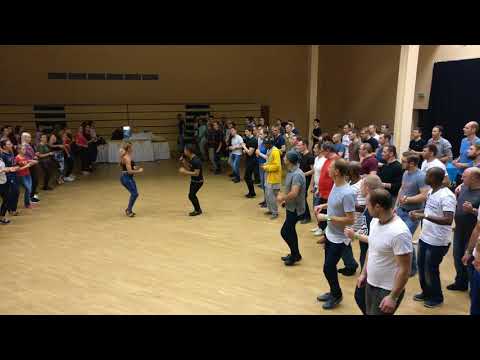Frans & Sarah - kizomba class warmup