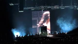 Lorde Performing &quot;400 Lux&quot; Live @ The O2, London