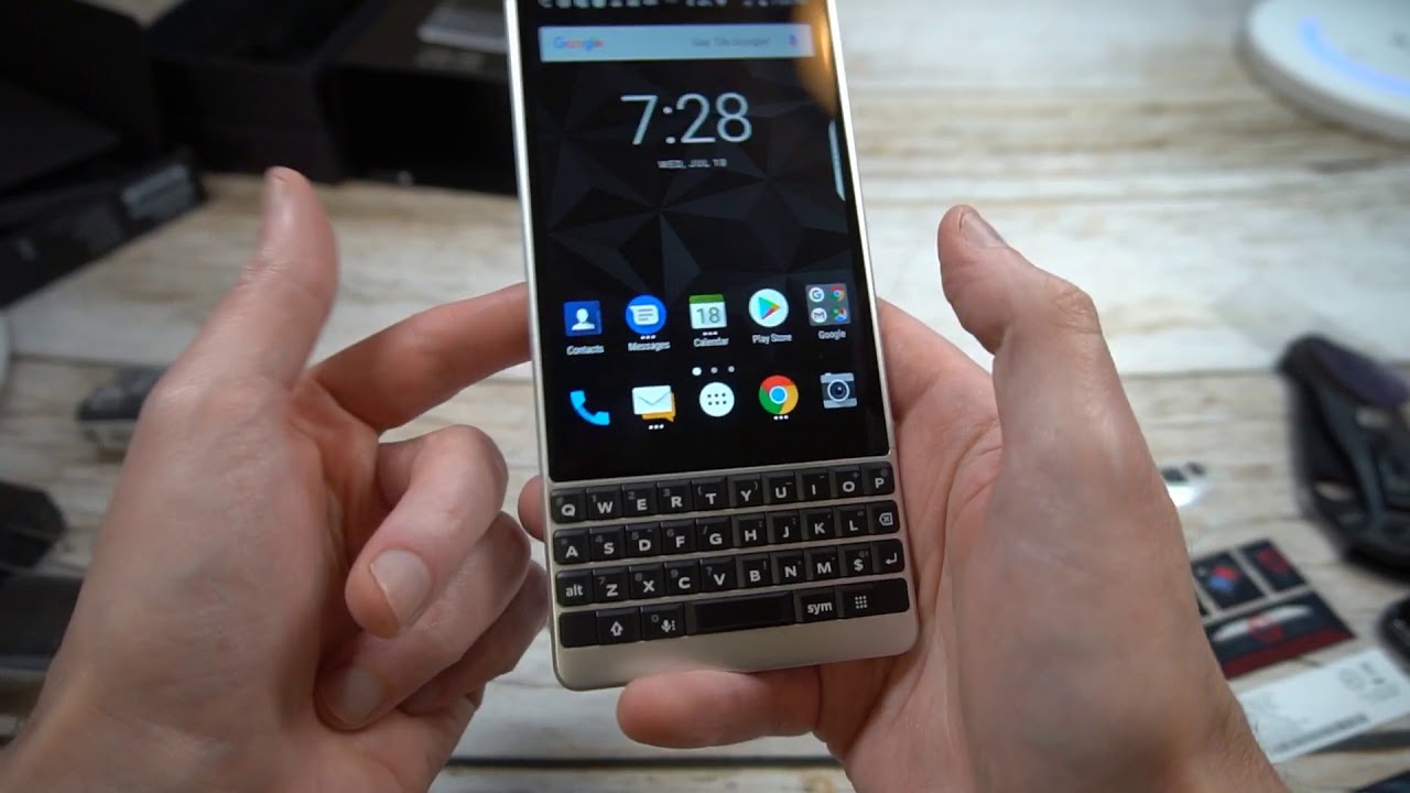 BlackBerry KEY2 Silver Edition Unboxing and Overview
