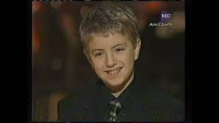 Billy Gilman performs There's A Hero live