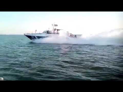 Украинский катер в Азовском море перехватили российские пограничники