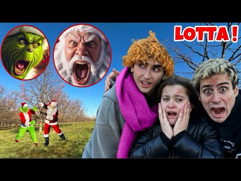 THE GRINCH VS SANTA CLAUS!! THEY'RE FIGHTING... 😱 *ruined Christmas*