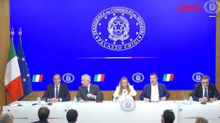 Meloni dopo l'ok del cdm alla Manovra: «Una legge di bilancio da 26 miliardi, non abbiamo fatto p...