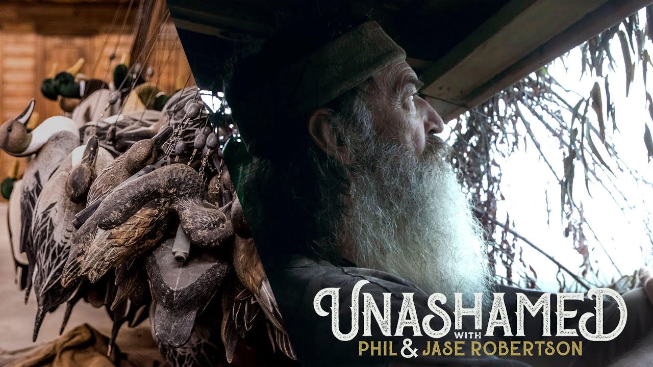 Ep 141 | Why Phil Didn't Like Christians, the Most Exciting Time of Year & the Light of the World