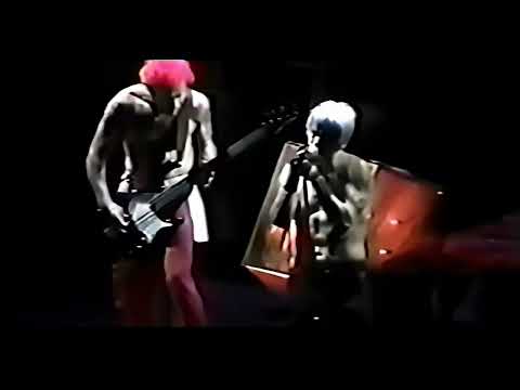 This Velvet Glove (Yokohama 2000) [UPSCALED + SBD AUDIO] - Red Hot Chili Peppers